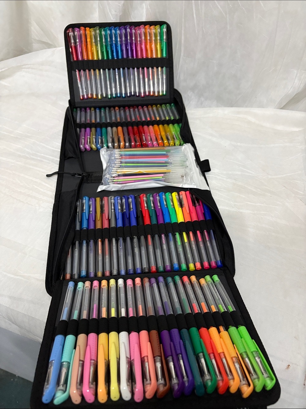 Daskid 160 Color Artist Gel Pen Set With Refills NWT